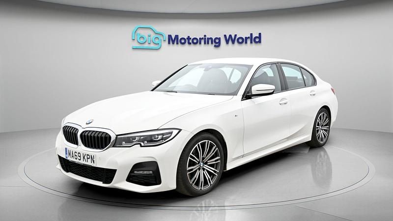 Used BMW 320 M Sport 181 HP (133 kW) 2019 White Sedan