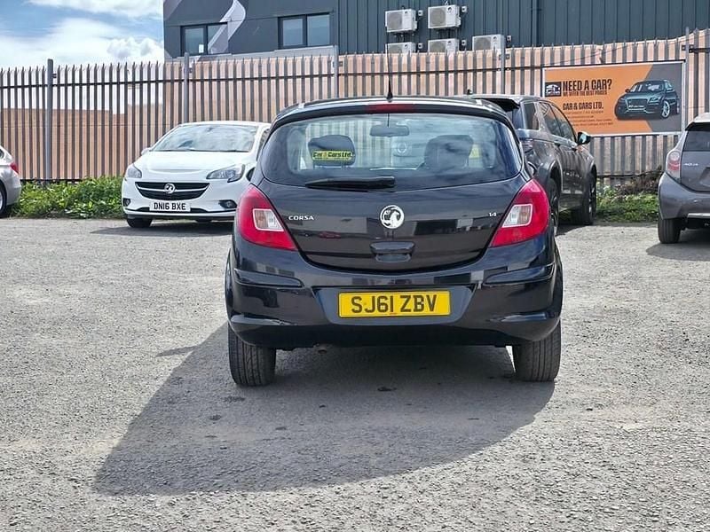 Używany Vauxhall Corsa 100 KM (73 kW) 2011 Czarny Hatchback