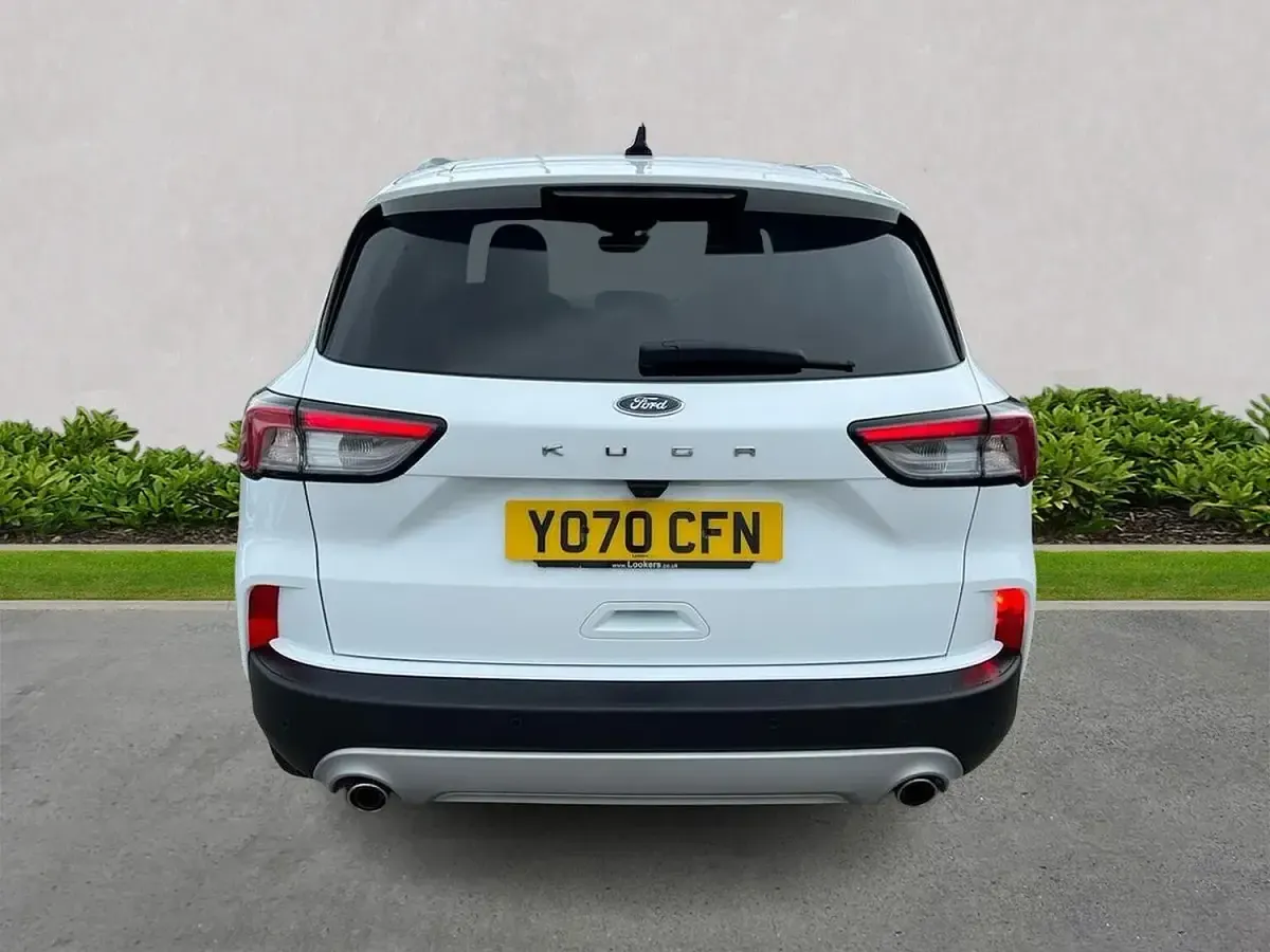 Used Ford Kuga Titanium 120 HP (88 kW) 2021 White SUV