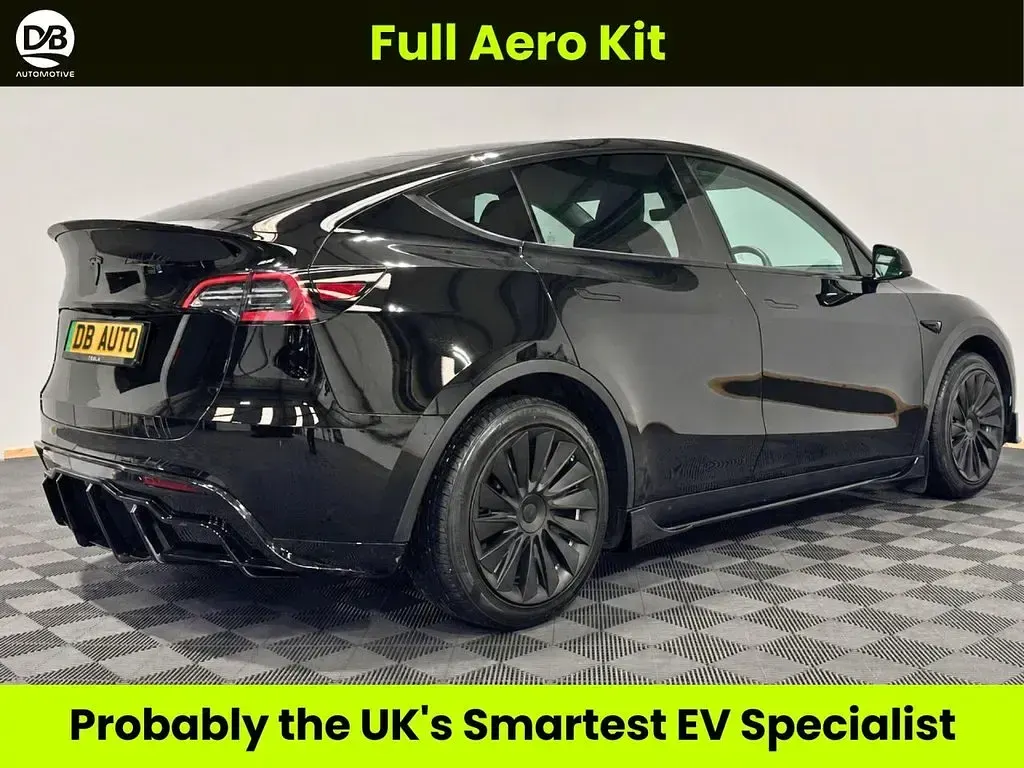 Used Tesla Model Y Long Range AWD 378 kW (514 HP) 2023 Black SUV