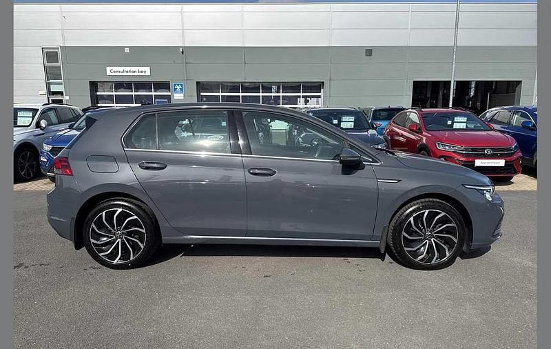 Used VW Golf VIII Style 147 HP (108 kW) 2021 Grey Hatchback