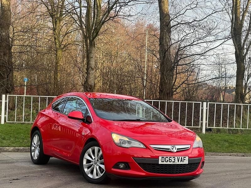 Used Vauxhall Astra GTC SRi 2013 Red Hatchback