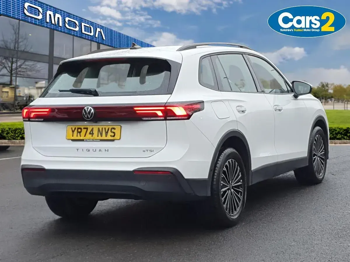 Used VW Tiguan Life 150 HP (110 kW) 2024 White SUV