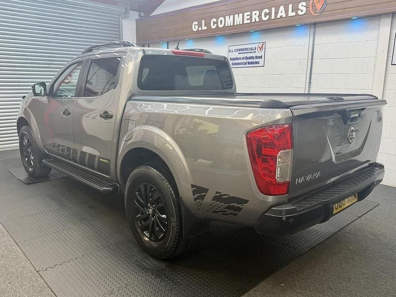 Used Nissan Navara N-Guard 190 HP (139 kW) 2018 Grey Pickup