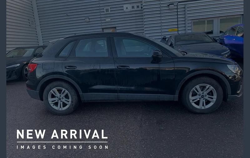 Used Audi Q3 Design 147 HP (108 kW) 2023 Black SUV