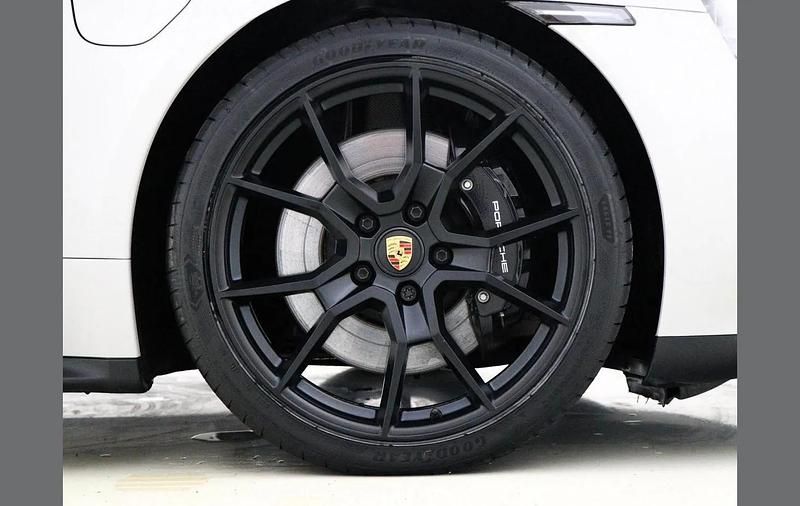 Used Porsche Taycan 439 kW (598 HP) 2023 Grey Estate