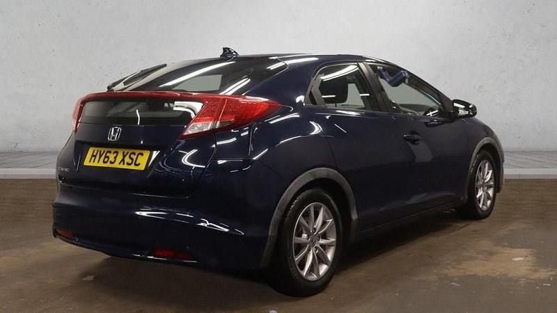 Used Honda Civic ES 142 HP (104 kW) 2013 Blue Hatchback