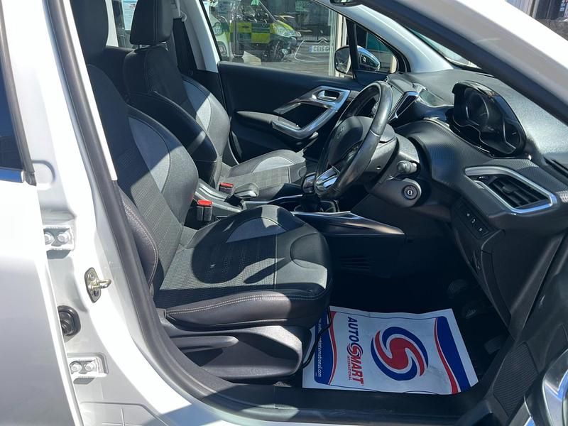 Used Peugeot 2008 Allure 2014 White SUV