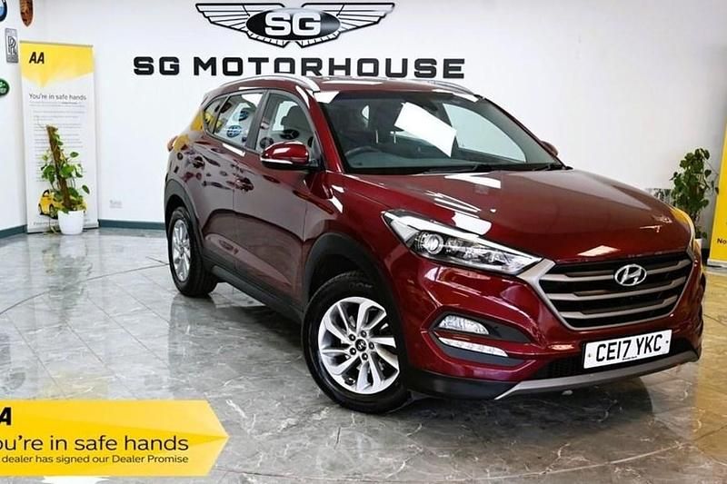 Red Used 2017 Hyundai Tucson SE SUV | £11,985 (Super price) - Image 1/1