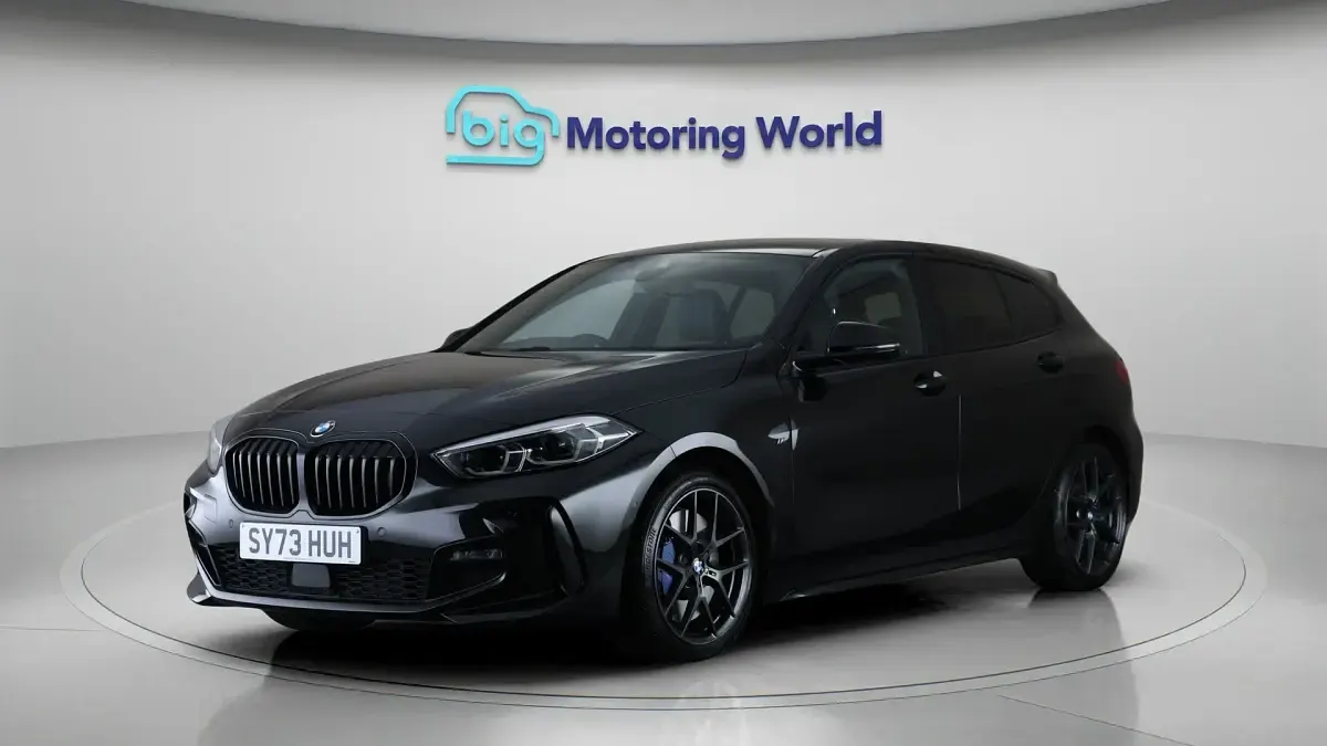 Used BMW 118 M Sport 134 HP (98 kW) 2023 Black Hatchback