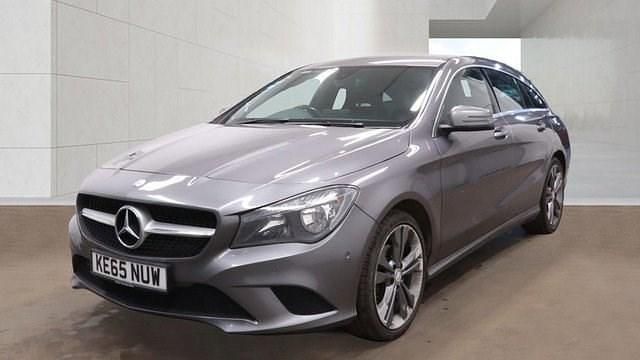 Used Mercedes CLA200 Shooting Brake 136 HP (100 kW) 2016 Grey Estate