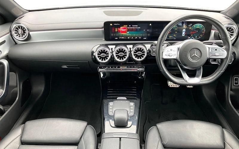 Used Mercedes CLA200 AMG Line Premium Plus 163 HP (119 kW) 2022 Sedan