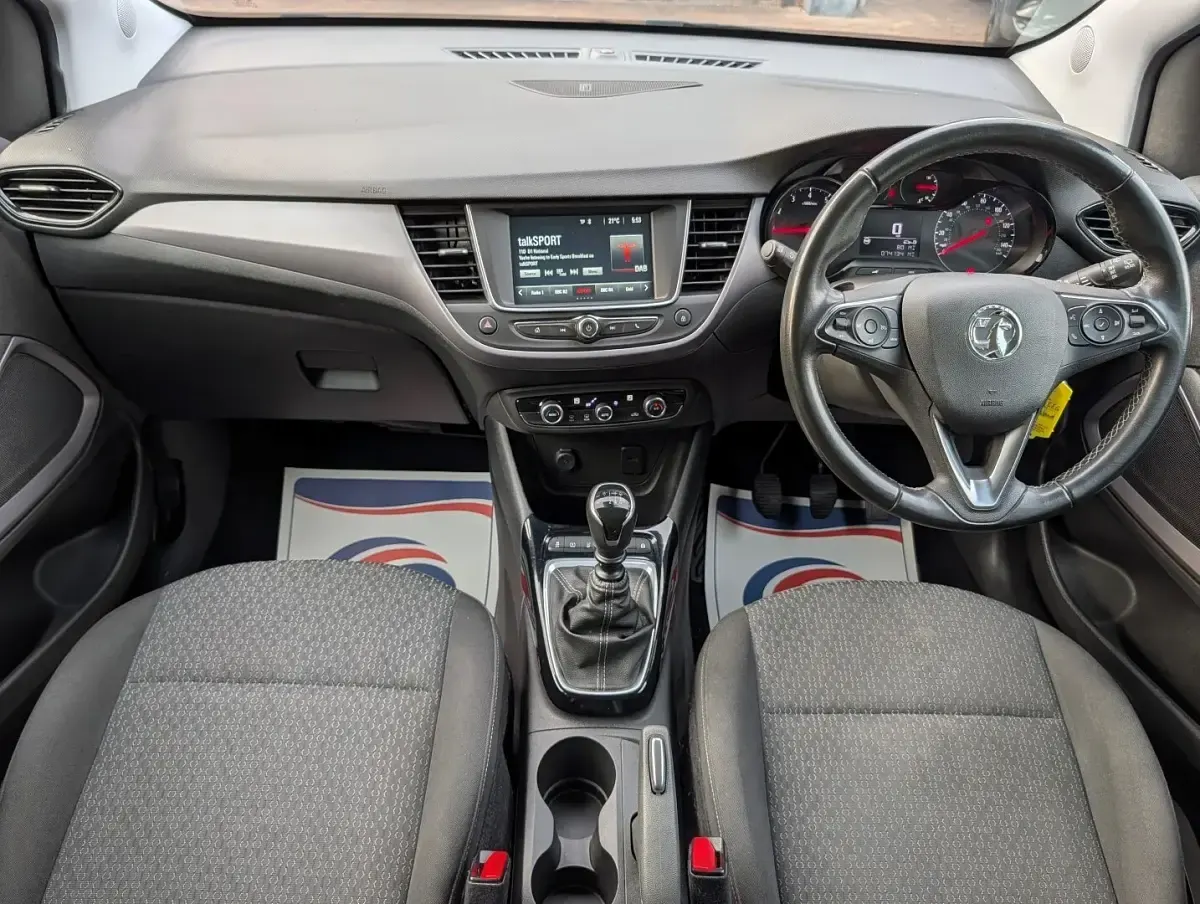 Used Vauxhall Crossland X 110 HP (80 kW) 2019 Mineral black SUV