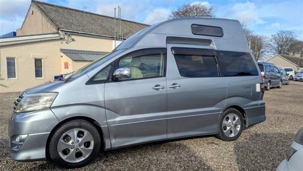 Silver Used 2008 Toyota Alphard MPV | £24,825 - Image 1/1