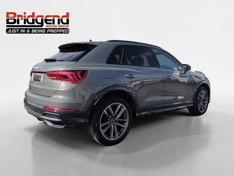 Used Audi Q3 Black Edition 150 HP (110 kW) 2022 Grey SUV