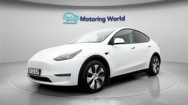 Used Tesla Model Y Long Range AWD 378 kW (514 HP) 2022 White SUV