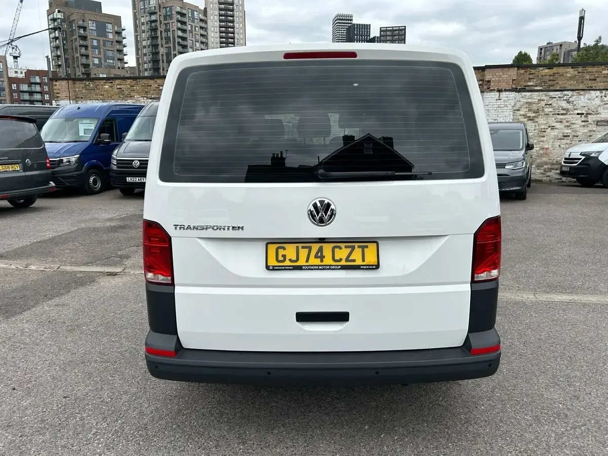 Used VW T7 Startline 2024 White Van