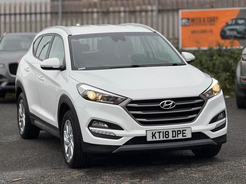 White Used 2018 Hyundai Tucson SE SUV | £9,995 (Good price) - Image 1/4