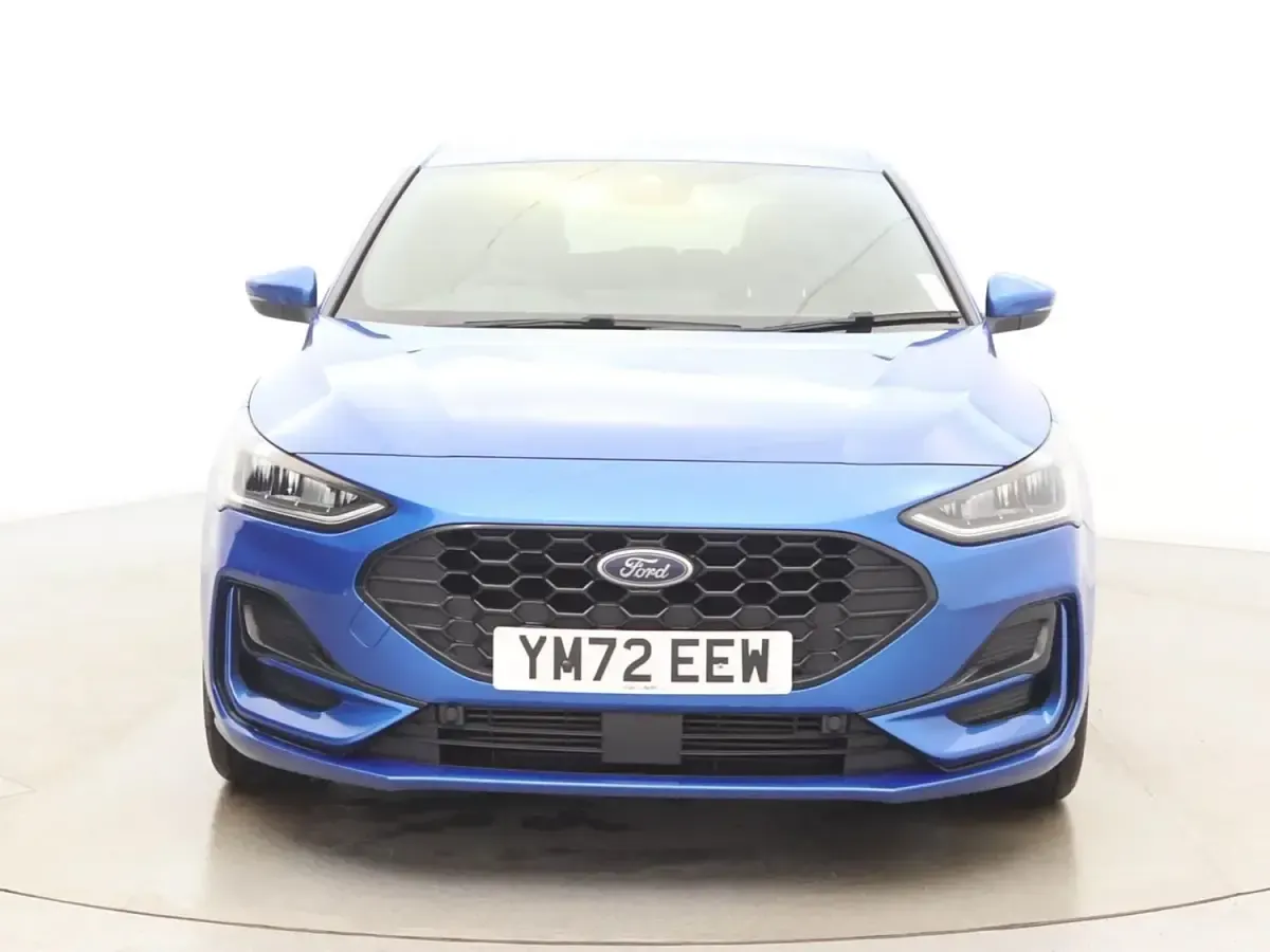 Usado Ford Focus ST-Line 125 CV (91 kW) 2023 Azul Utilitario