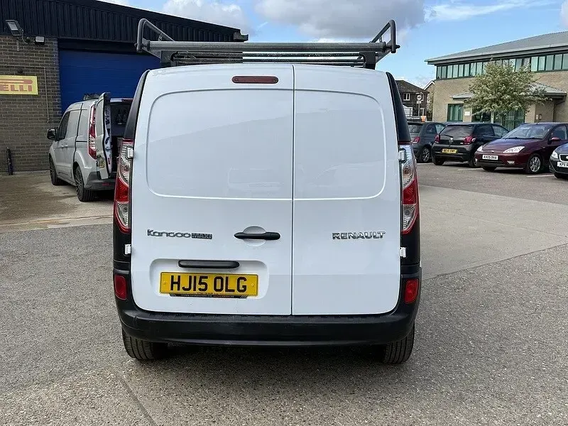 Used Renault Kangoo 2015 White MPV