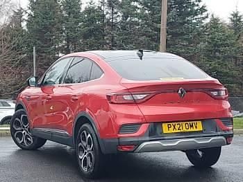 Used Renault Arkana Version S 138 HP (101 kW) 2021 Red SUV