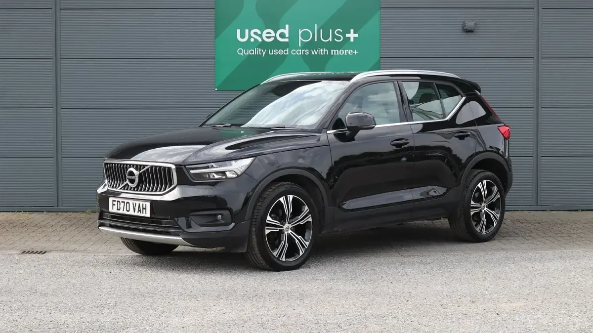 Used Volvo XC40 Inscription 163 HP (119 kW) 2020 Black SUV