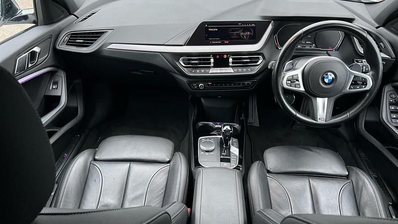 Used BMW 118 M Sport 150 HP (110 kW) 2020 White Hatchback