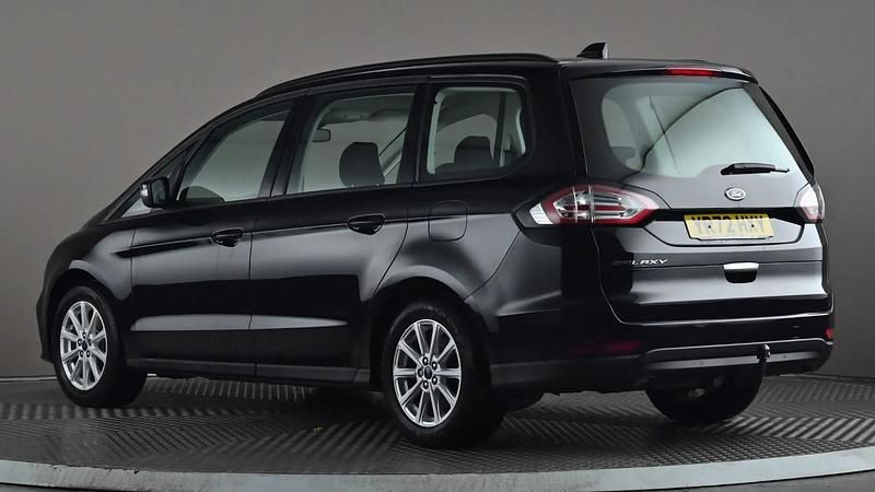 Used Ford Galaxy Zetec 150 HP (110 kW) 2022 Black MPV