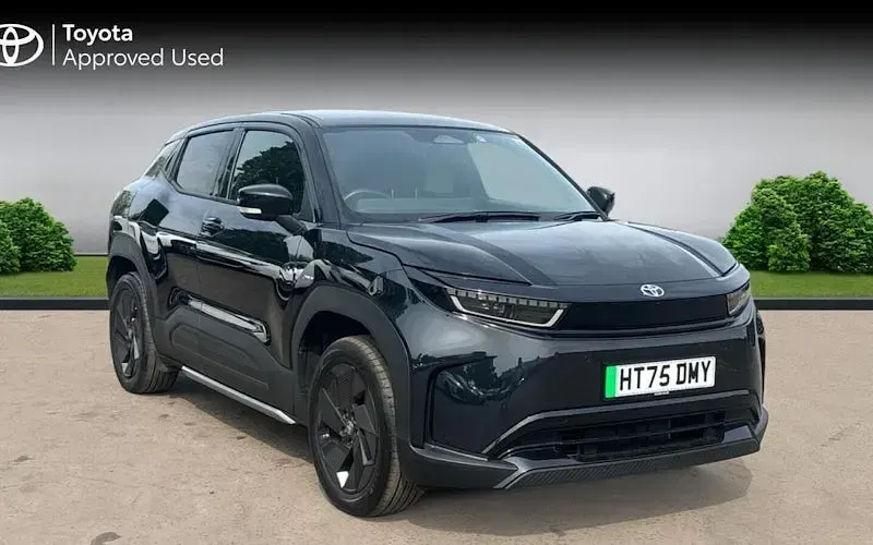 Second-hand Toyota Urban Cruiser Design 127 kW (174 CP) 2026 SUV
