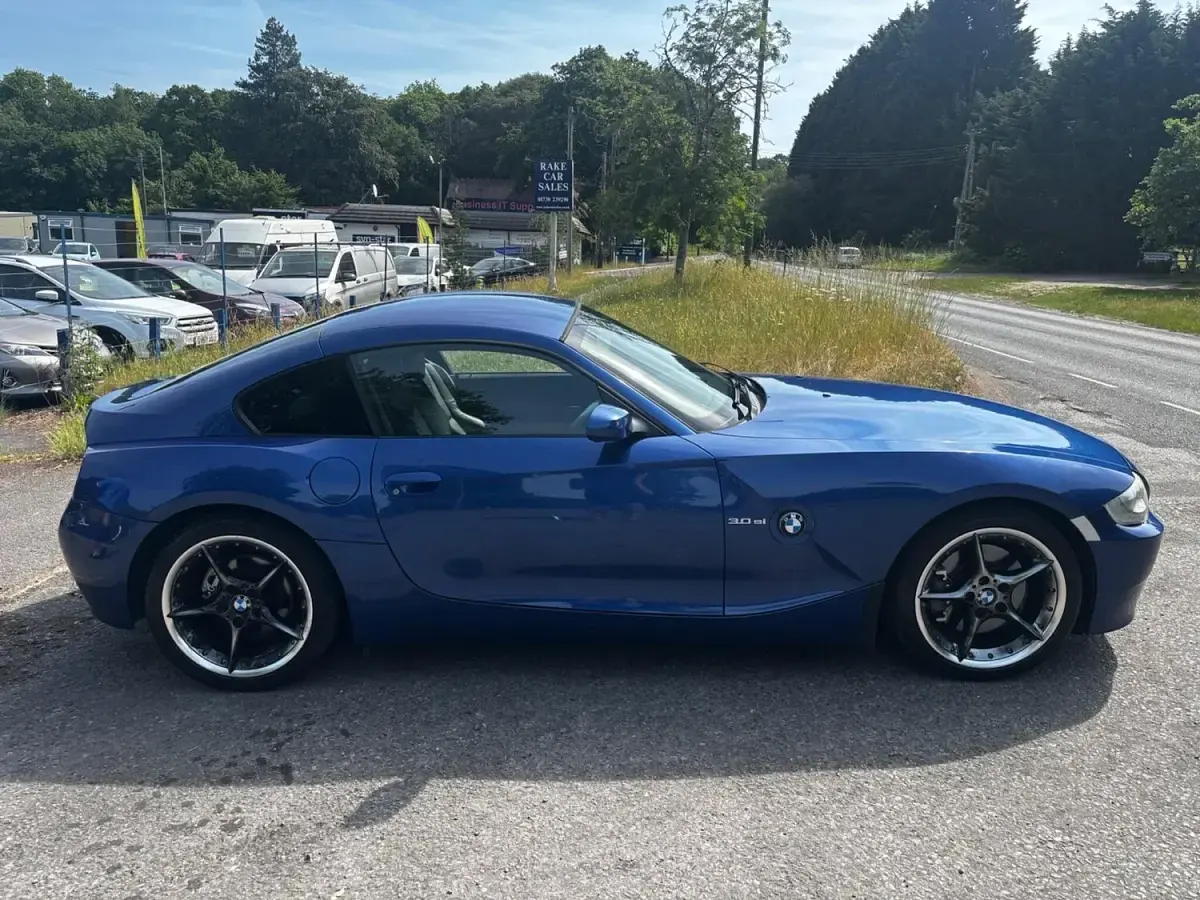Used BMW Z4 Advantage 265 HP (194 kW) 2008 Blue Coupe
