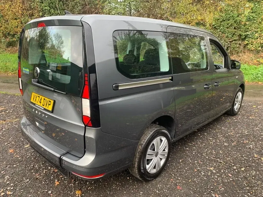 Used VW Caddy 114 HP (83 kW) 2024 Grey MPV