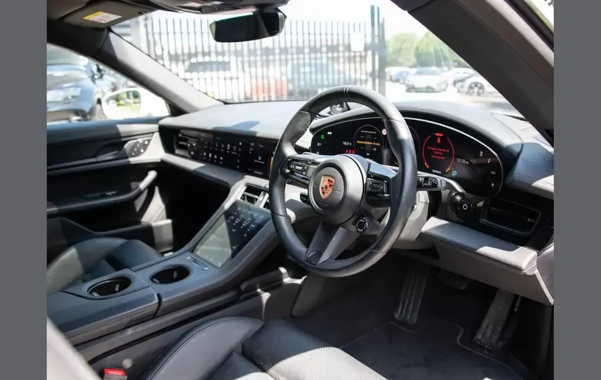 Used Porsche Taycan 350 kW (476 HP) 2023 Grey Estate