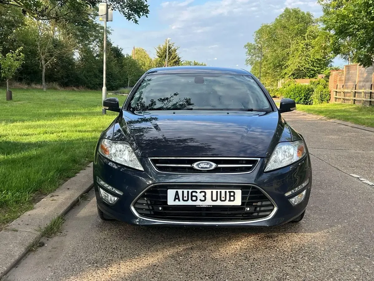 Used Ford Mondeo Business Edition 163 HP (119 kW) 2013 Grey Hatchback