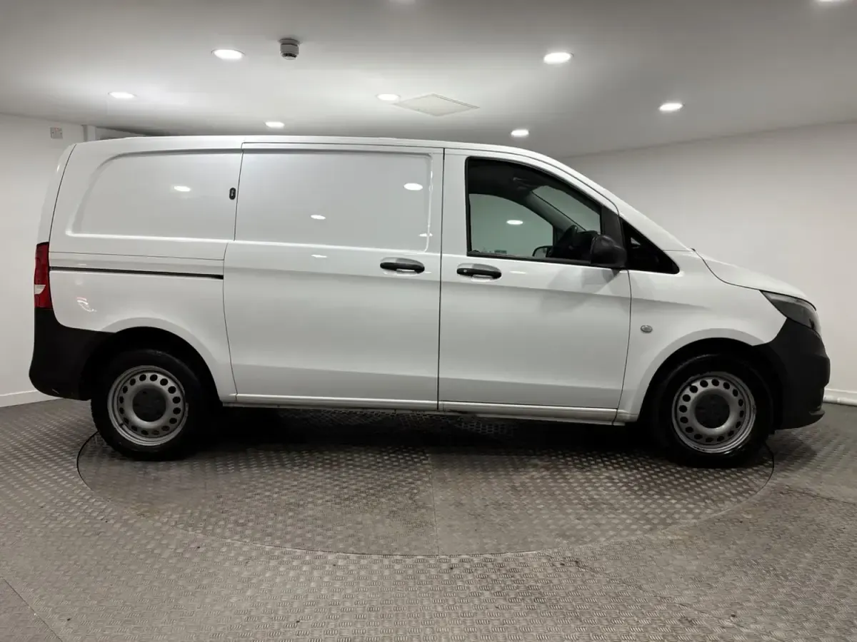 Usado Mercedes Vito Progressive 2022 Branco Van