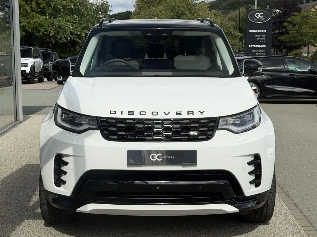Used Land Rover Discovery SE Dynamic 350 HP (257 kW) 2024 White SUV