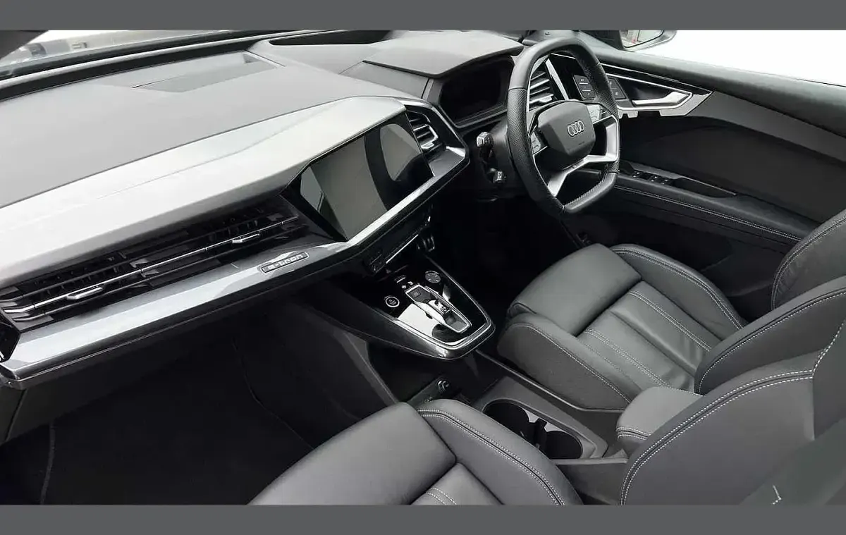 Used Audi Q4 e-tron Comfort 219 kW (299 HP) 2022 Blue SUV