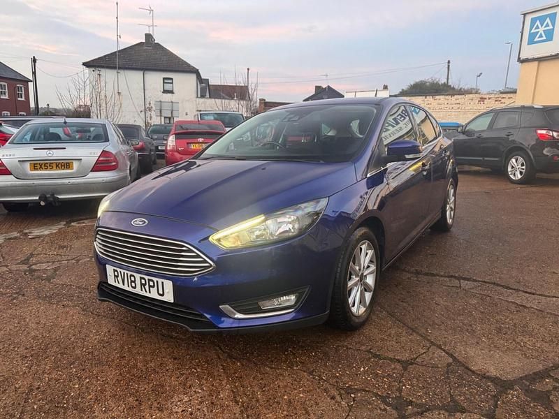 Used Ford Focus Titanium 120 HP (88 kW) 2018 Blue Hatchback