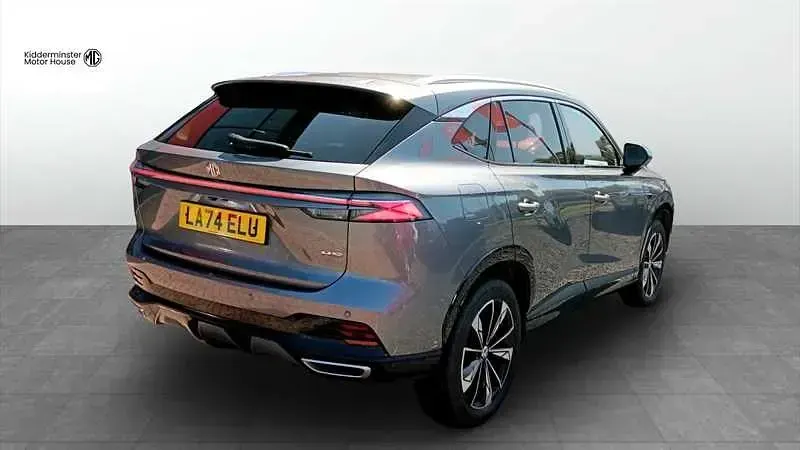 Usado MG HS SE 169 HP (124 kW) 2024 Cinzento SUV