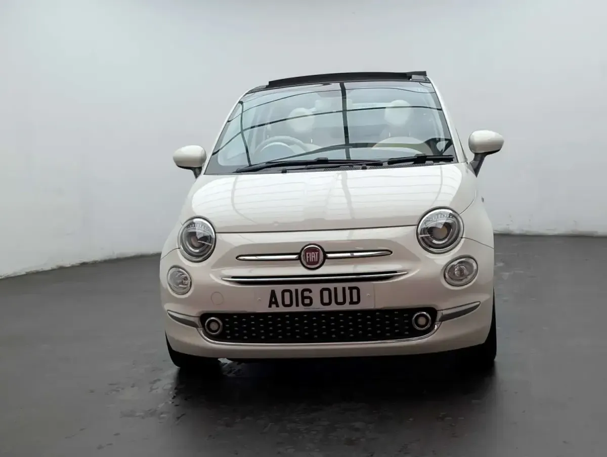 Begagnad Fiat 500C Lounge 2016 Vit Cab