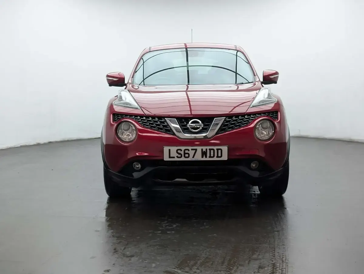 Used Nissan Juke Tekna 115 HP (84 kW) 2017 Red SUV