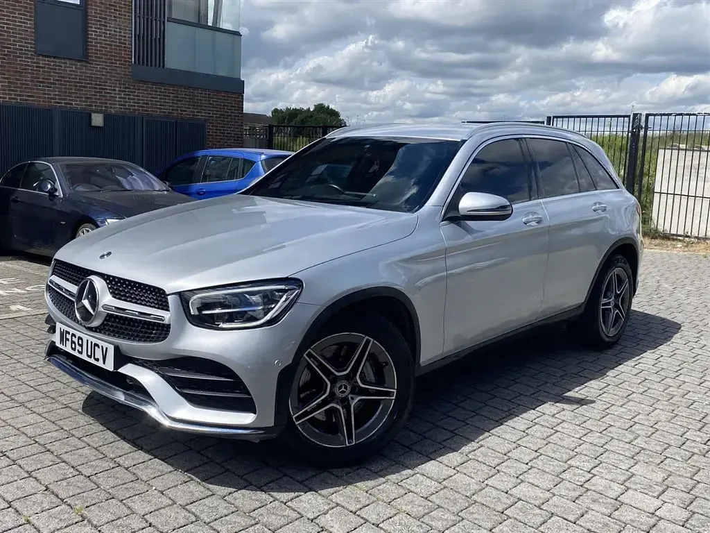 Used Mercedes GLC220 AMG line 194 HP (142 kW) 2019 Silver SUV