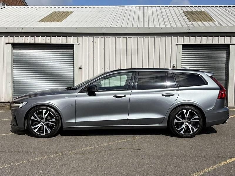 Used Volvo V60 R-Design 197 HP (144 kW) 2020 Grey Estate