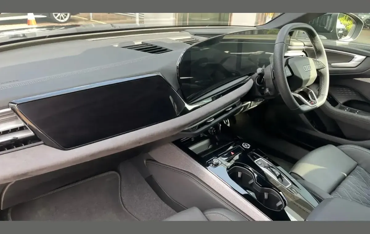Used Audi A5 Advanced 200 HP (147 kW) 2025 Blue Estate