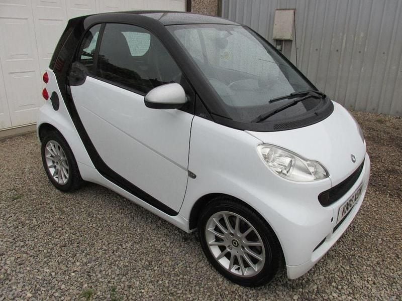 Black Used 2010 Smart ForTwo Coupé Passion Coupe | £3,490 (Fair price) - Image 1/4