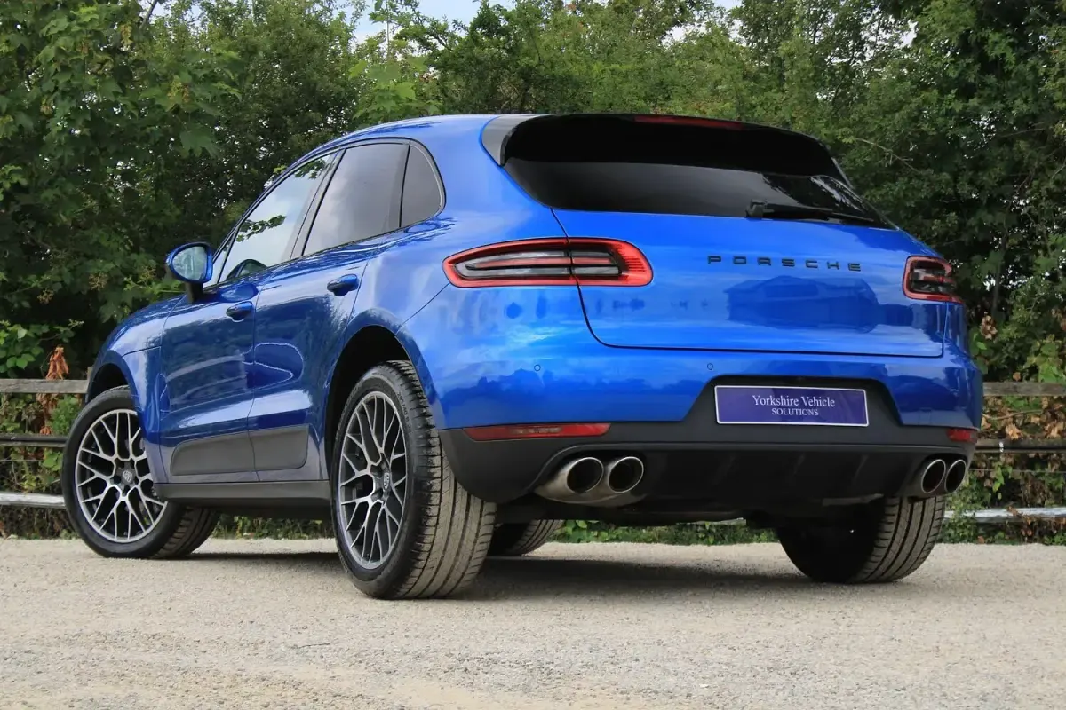 Used Porsche Macan S Diesel 2017 Blue SUV