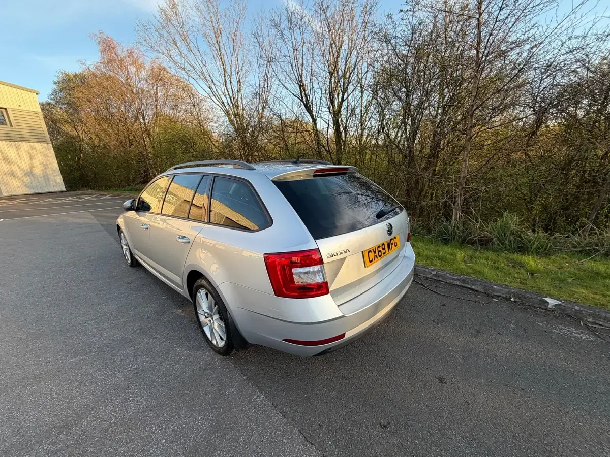 Used Skoda Octavia SE L 150 HP (110 kW) 2019 Silver Estate