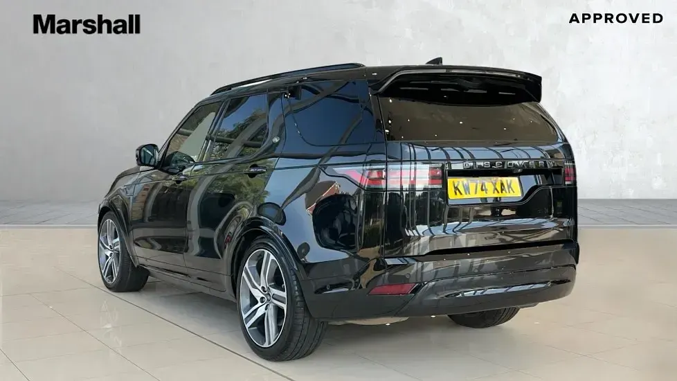 Used Land Rover Discovery HSE Dynamic 350 HP (257 kW) 2024 Black SUV