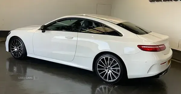 Used Mercedes E220 AMG line 194 HP (142 kW) 2018 White Coupe