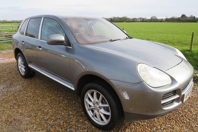Used Porsche Cayenne 2004 Silver SUV