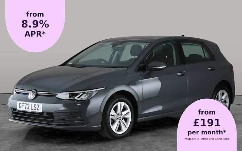 Used 2024 VW Golf VIII Life Hatchback | £13,992 (Good price) - Image 1/2
